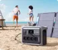 Preview: Anker SOLIX C1000 am Strand per Solarmodul laden – Drohne auf Station aufgestellt