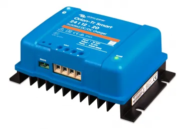 Victron Orion-Tr Smart 24/12-20 isoliertes DC-DC Ladegeraet Ansicht schraeg von links