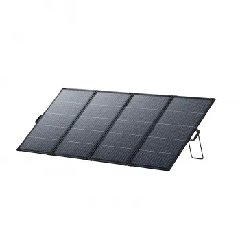 Faltbares Solarpanel 400W bifazial Anker SOLIX PS400 mit 4 Segmenten aufgestellt