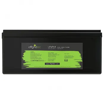LiFePO4 Akku 24V 200Ah Frontalansicht mit Typenschild und technischen Daten