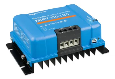 Victron BlueSolar 150/35 Seitenansicht links mit Kuehlkoerper