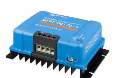 Victron BlueSolar 150/70-Tr Seitenansicht rechts mit Montagefuessen