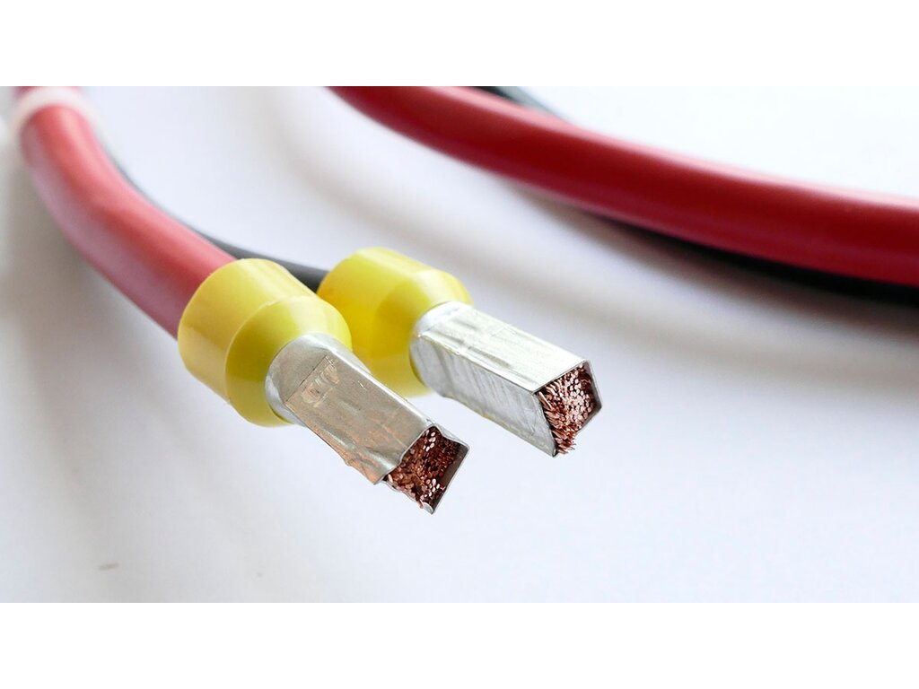Kabel mit Sicherungshalter 2m / 35mm2 - Swiss-Batteries