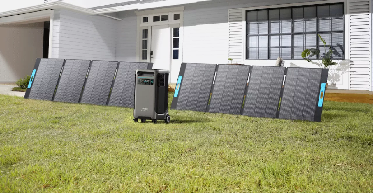 3,8 kWh Anker SOLIX F3800 Off-Grid Backup Set 800W PV-Power 3,8 kWh Anker SOLIX F3800 Off-Grid Backup Set 800W PV-Power