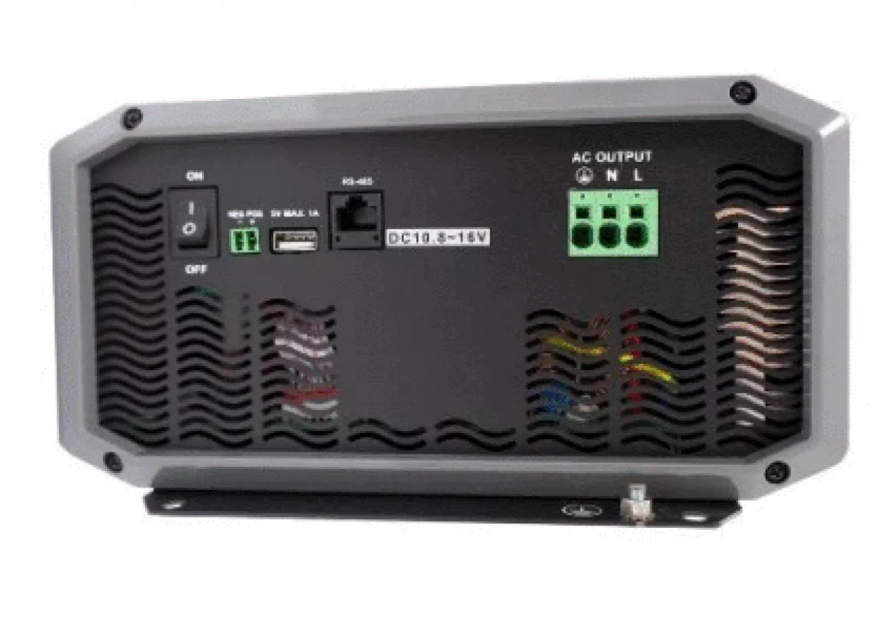 Anschlüsse IPower Plus Sinus Wechselrichter Anschlüsse IPower Plus Sinus Wechselrichter