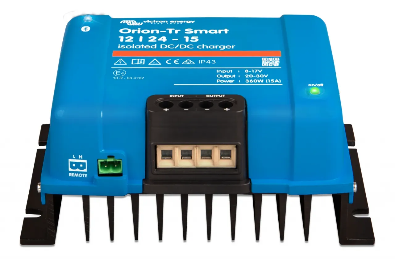 Victron Orion-Tr Smart 12/24-15 isoliertes DC-DC Ladegeraet Frontansicht