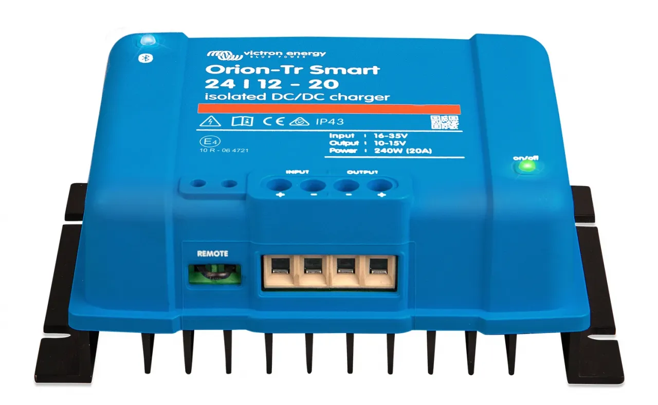 Victron Orion-Tr Smart 24/12-20 isoliertes DC-DC Ladegeraet Frontansicht