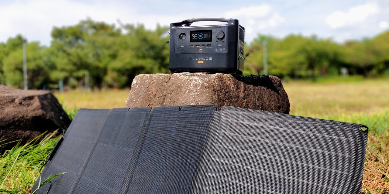 Laden mit Solarmodul der Ecoflow River Pro Powerstation