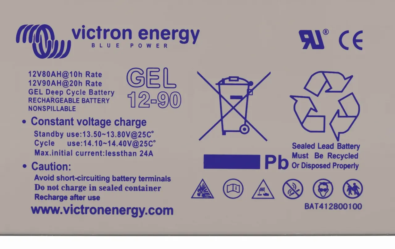 Typenschild der Victron Gel 12-90 mit Lade- und Sicherheitshinweisen
