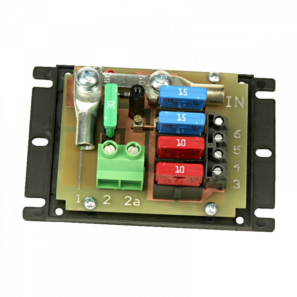 Innenansicht Votronic 3215 Plus-Distributor 68Stromkreisverteiler Innenansicht Votronic 3215 Plus-Distributor 68Stromkreisverteiler