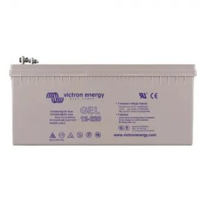 Gel-Batterie 12V 220Ah Victron Deep Cycle BAT412201104 – Frontansicht, Schrägansicht